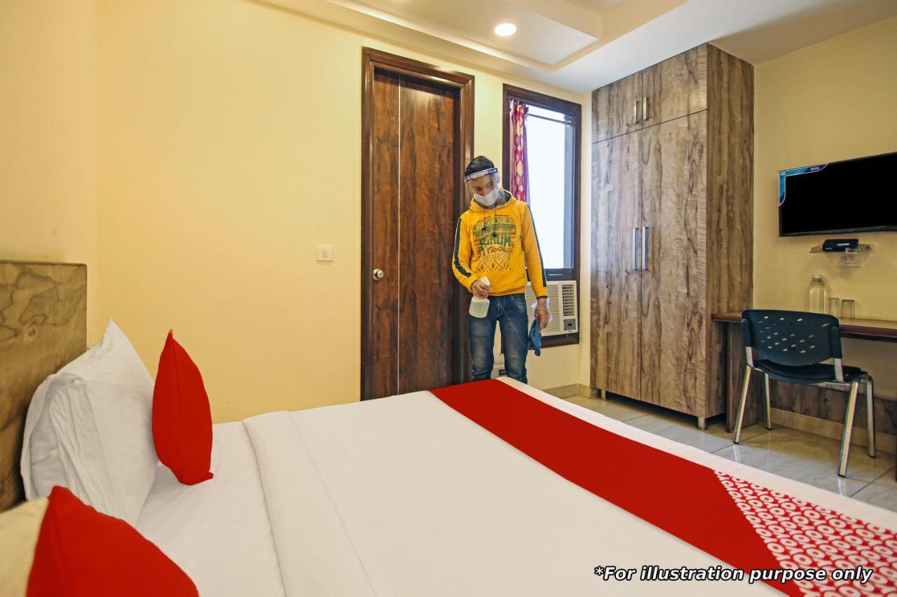 โอโย 37829 โฮเต็ล มิศรา Hotel Andal ภายนอก รูปภาพ